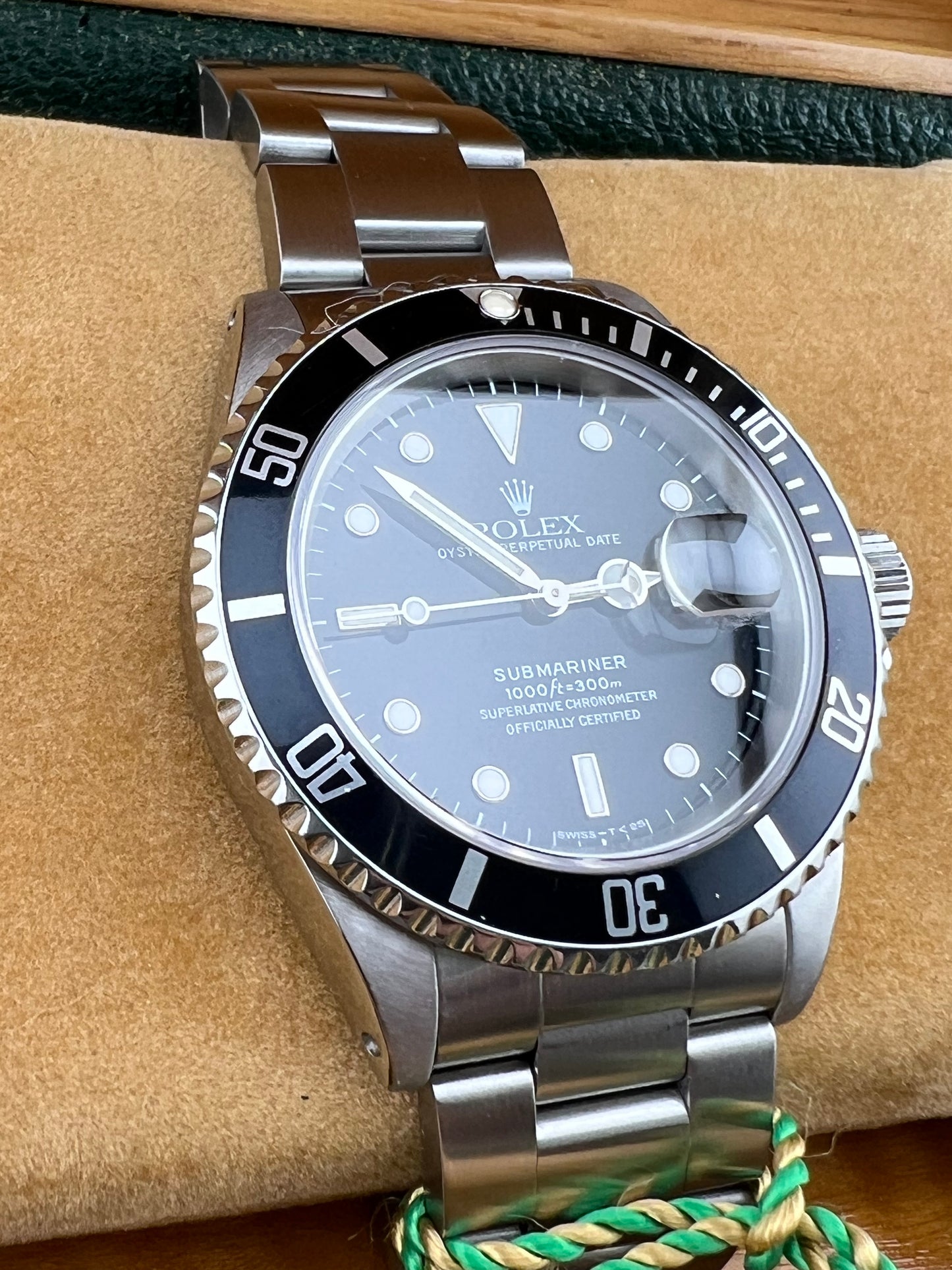 Rolex Submariner Date 16610