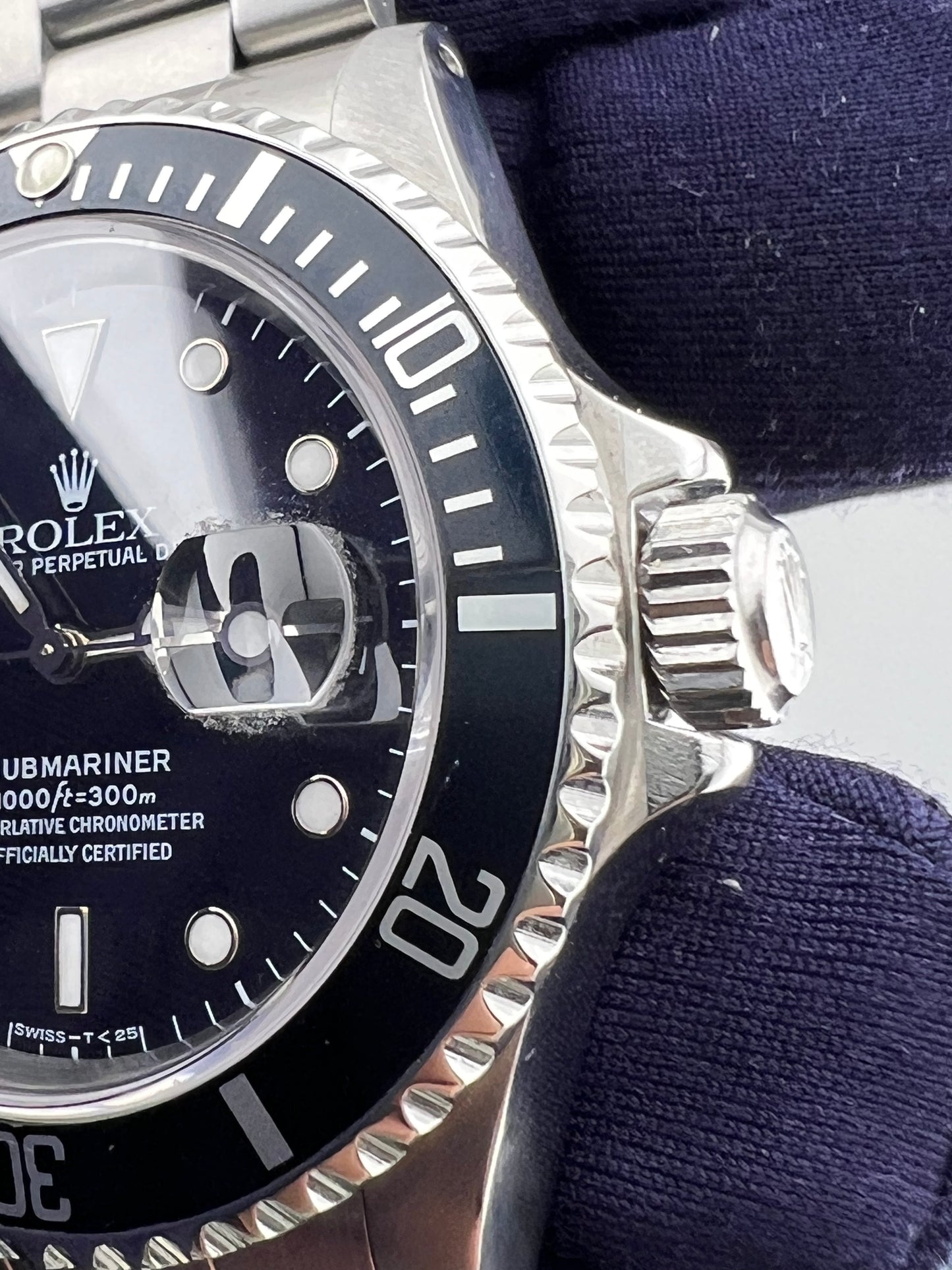 Rolex Submariner Date 16610