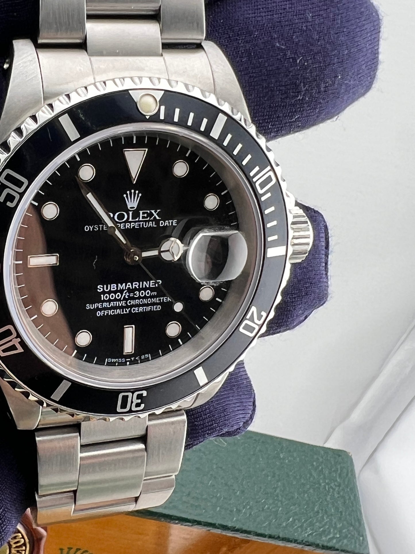 Rolex Submariner Date 16610