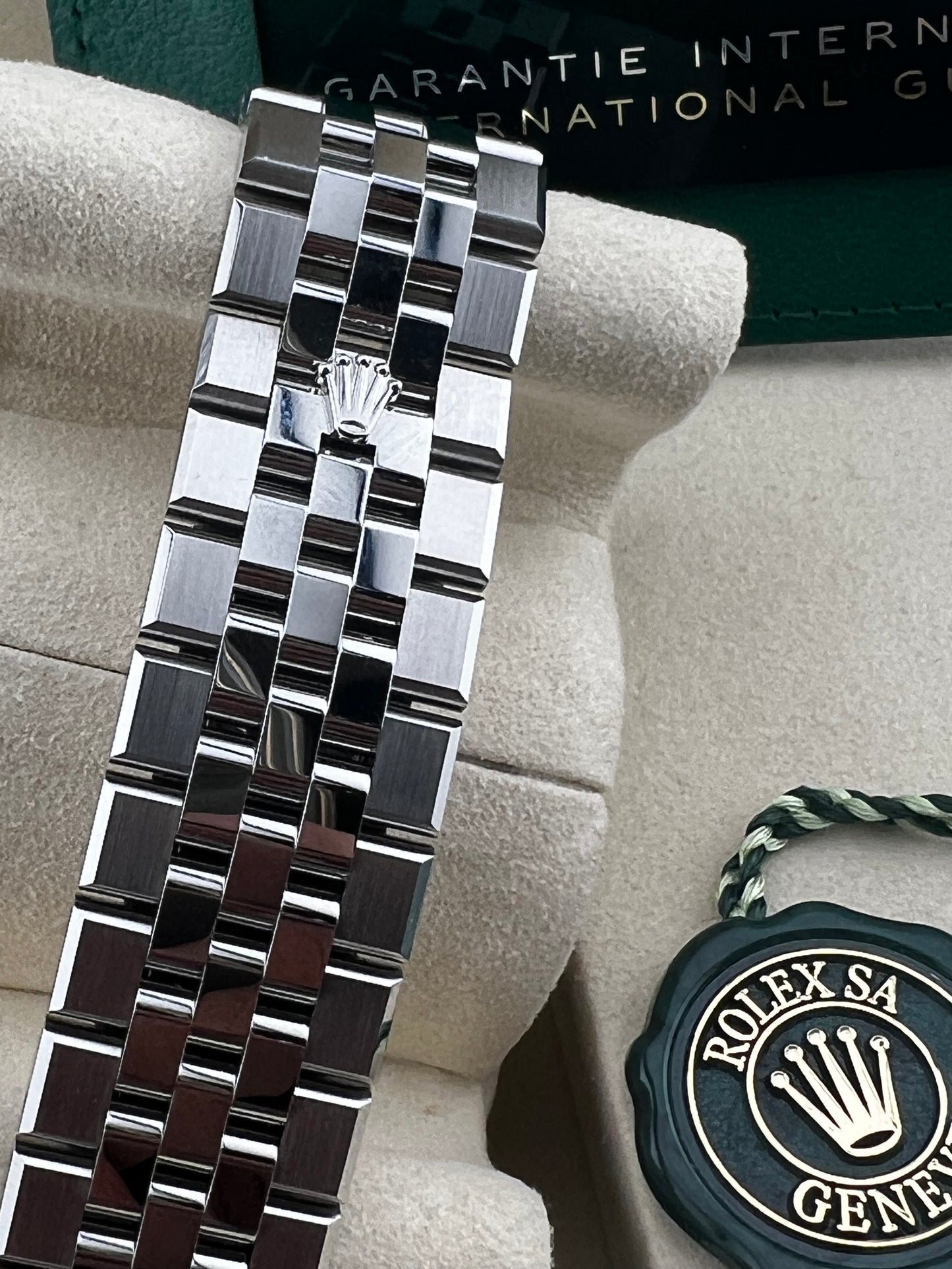 Rolex Land-Dweller