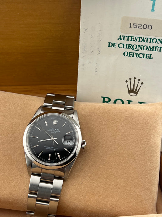Rolex Oyster Perpetual Date 15200
