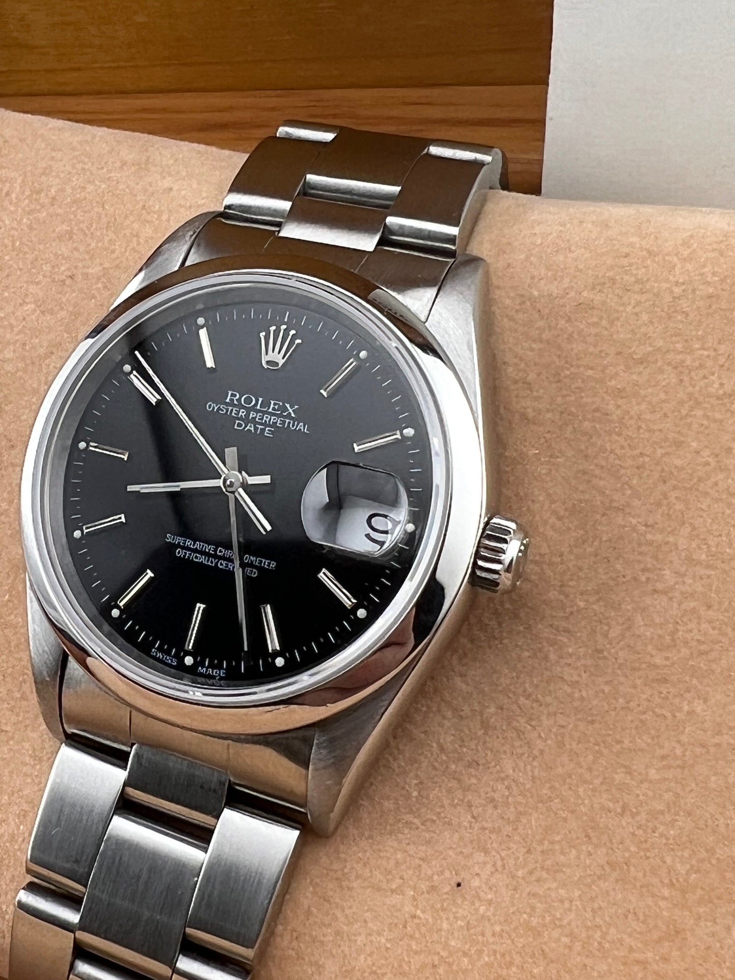 Rolex Oyster Perpetual Date 15200
