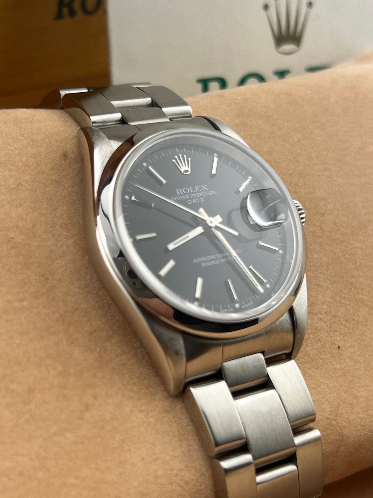 Rolex Oyster Perpetual Date 15200