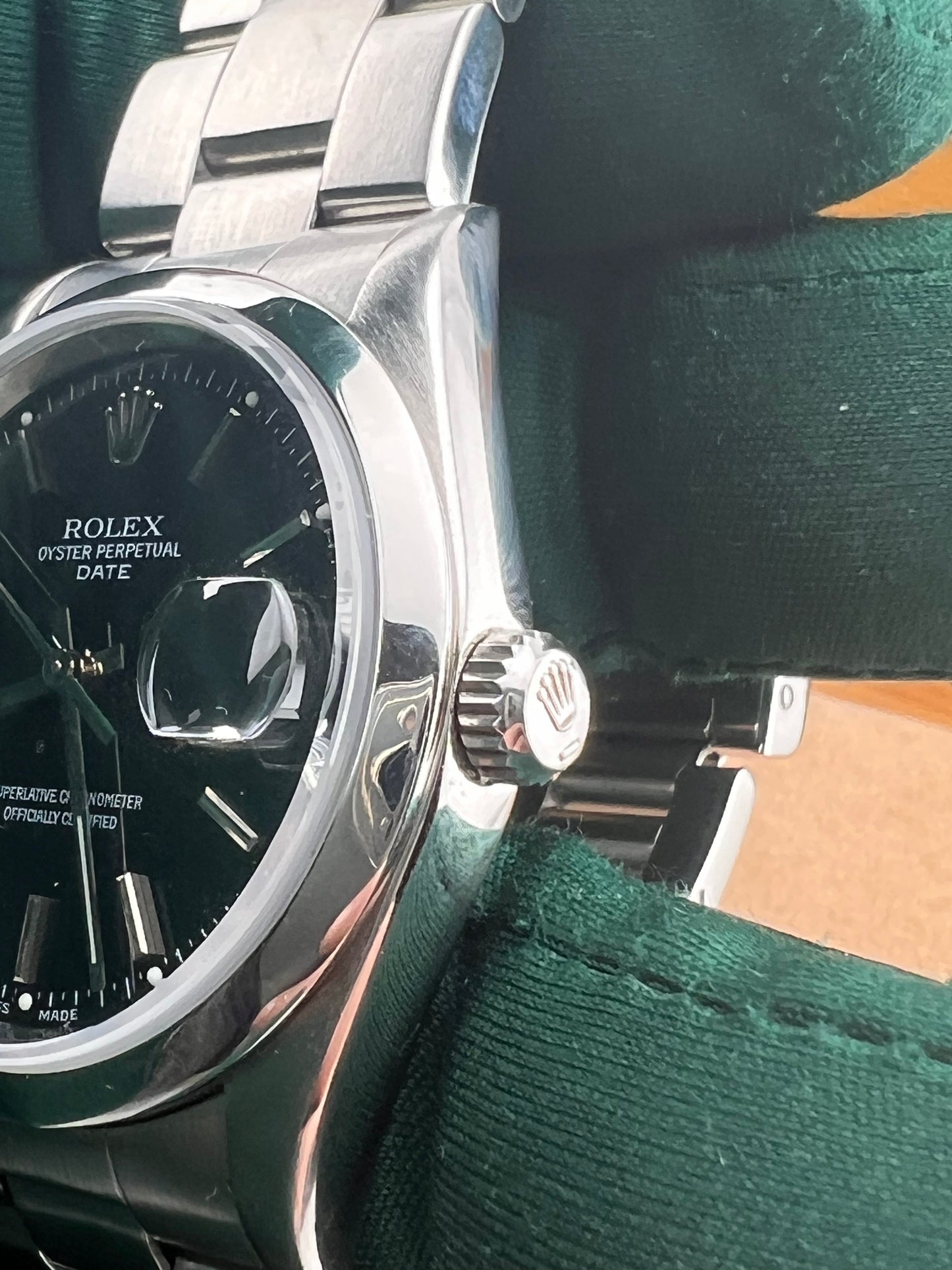 Rolex Oyster Perpetual Date 15200