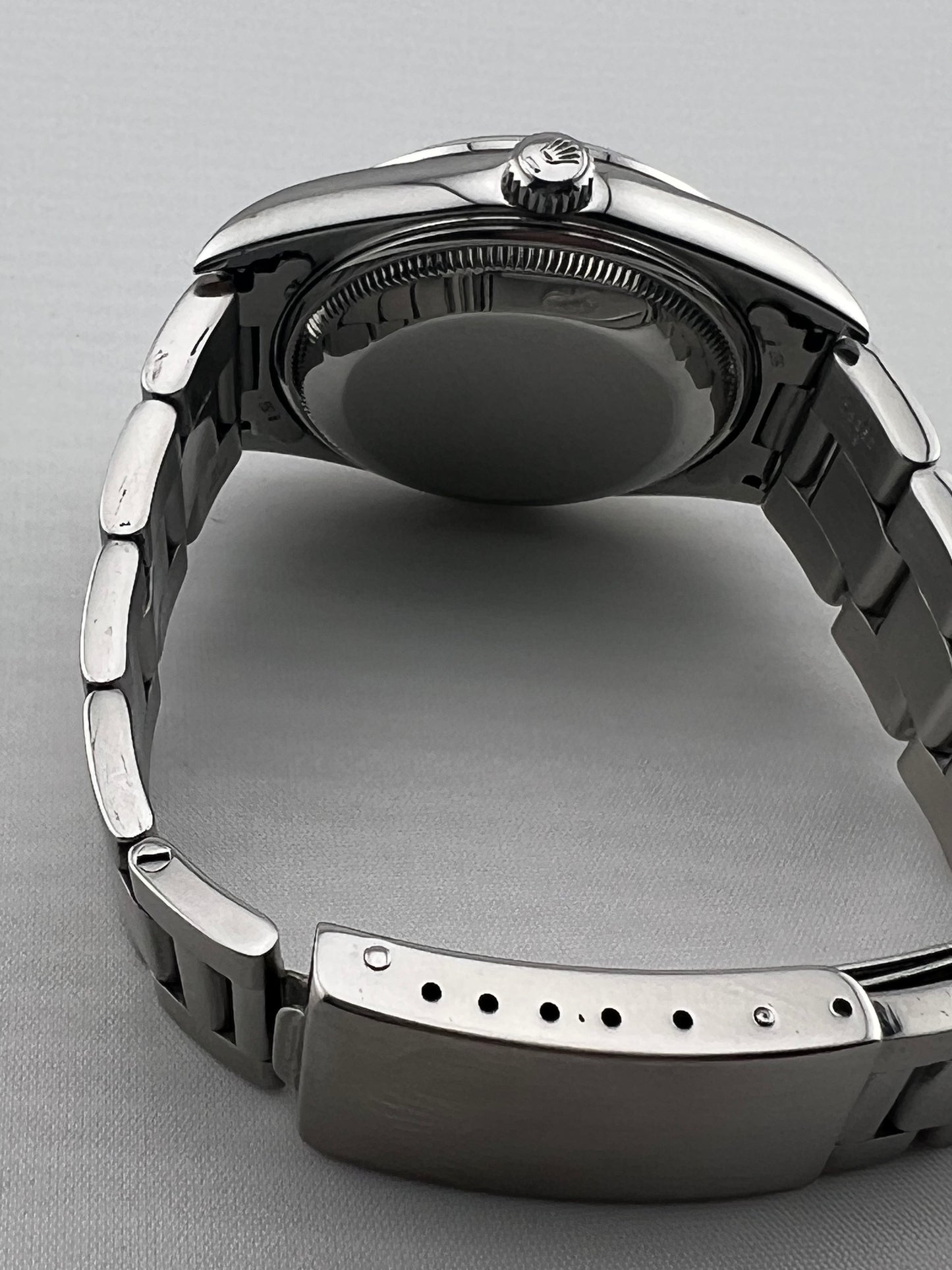 Rolex Oyster Perpetual Date 15200